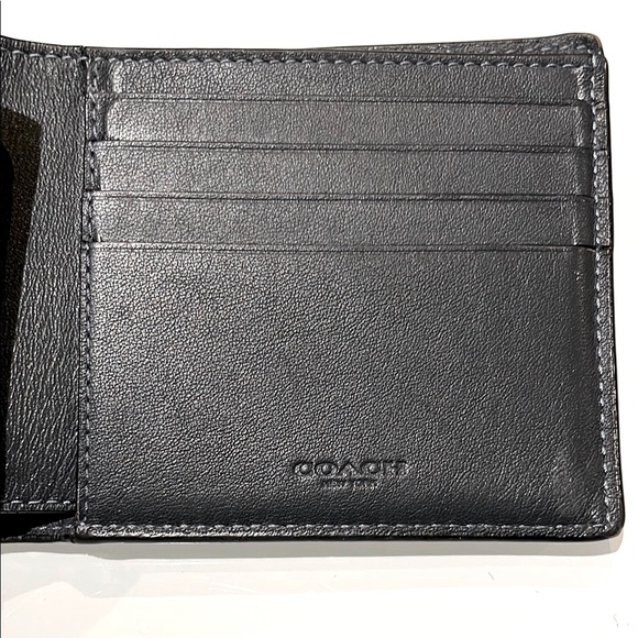 Men’s Authentic Coach 3 in 1 Wallet - Picture 5 of 11
